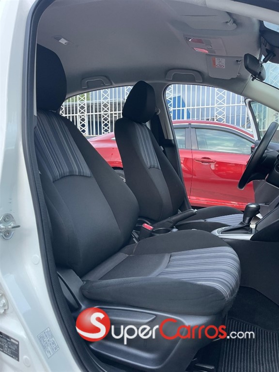 2021 Mazda 2 — foto 7 / 11
