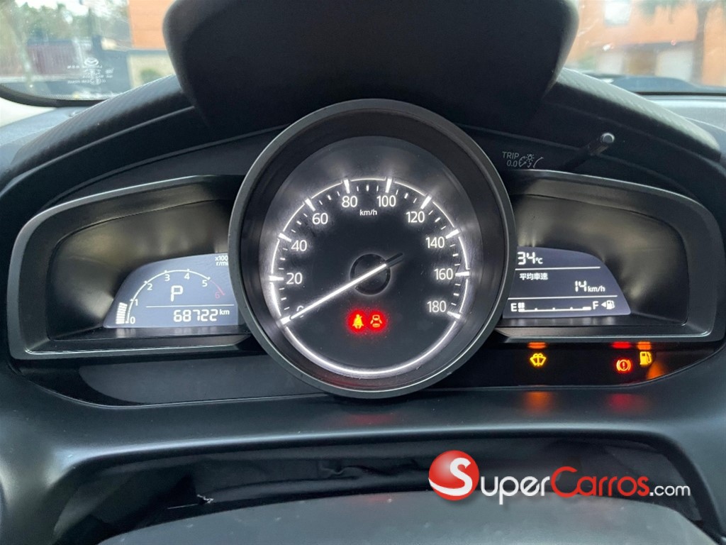 2021 Mazda 2 — foto 10 / 11