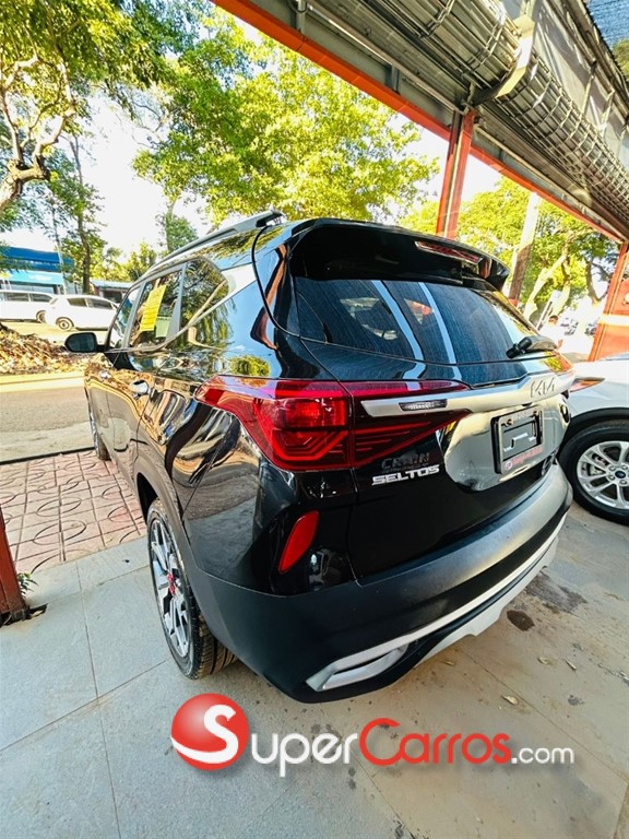 2022 Kia Seltos SX — foto 7 / 10
