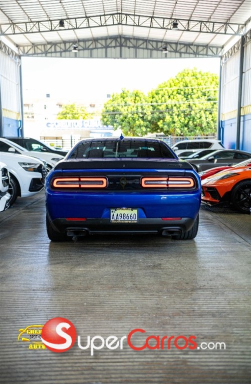 2021 Dodge Challenger SRT-HELLCAT — foto 5 / 12