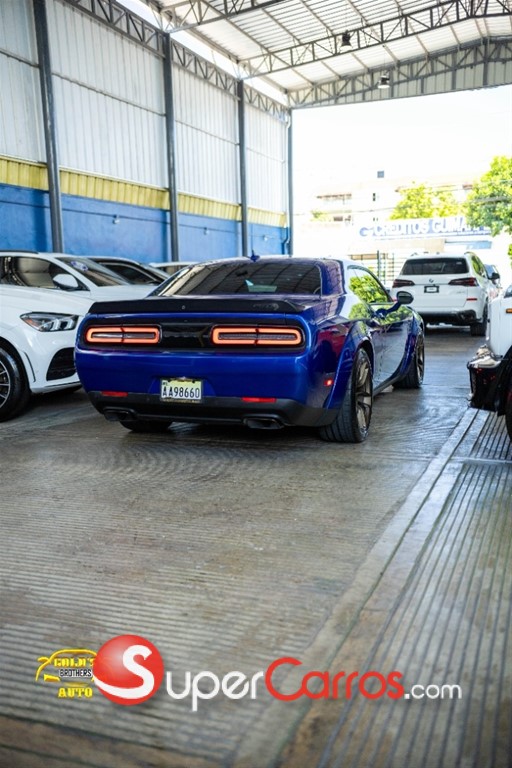 2021 Dodge Challenger SRT-HELLCAT — foto 6 / 12
