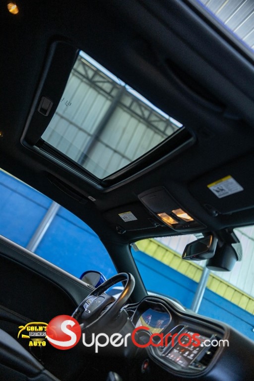 2021 Dodge Challenger SRT-HELLCAT — foto 9 / 12