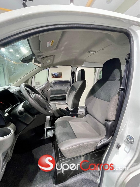 2020 Nissan NV 200 — foto 7 / 10