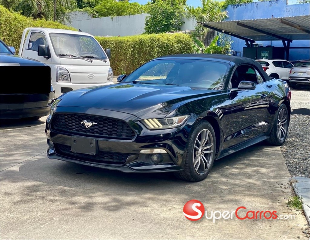 2017 Ford Mustang Ecoboost Premium — foto 6 / 12