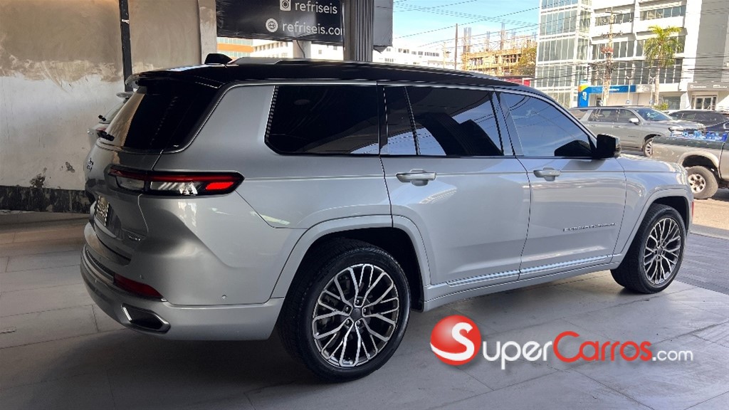 2023 Jeep Grand Cherokee SUMMIT — foto 2 / 12