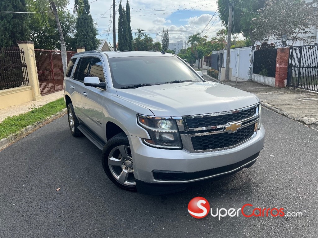 2017 Chevrolet Tahoe LT — foto 6 / 9