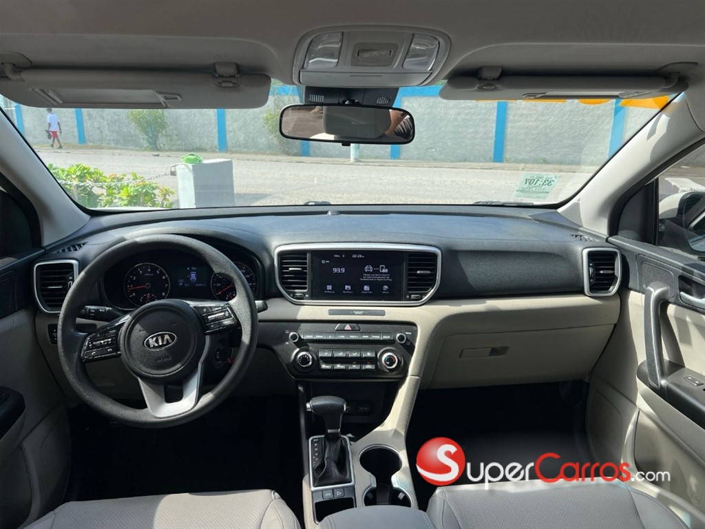 2022 Kia Sportage LX — foto 4 / 10
