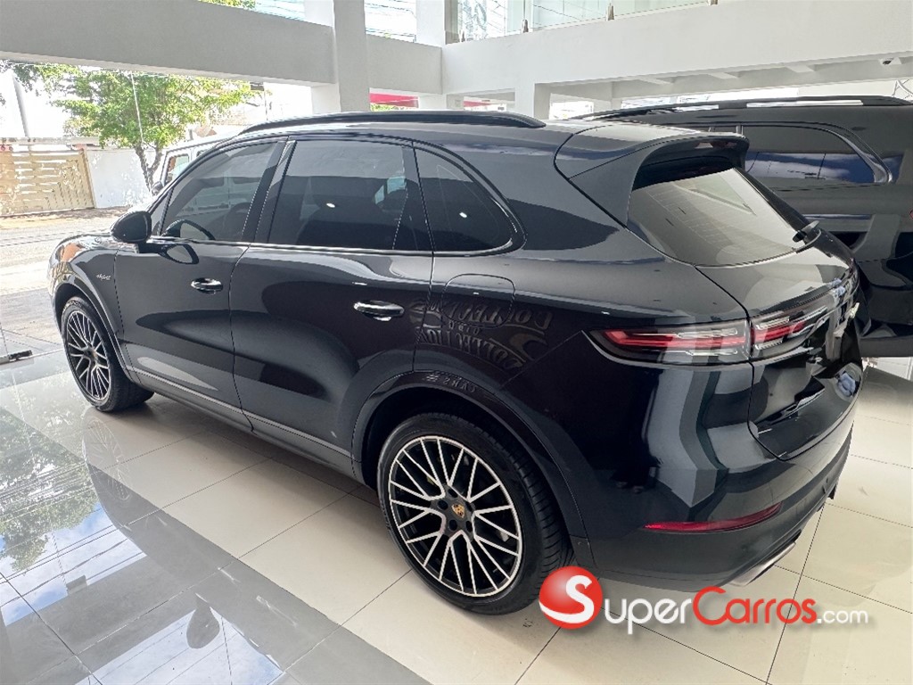 2019 Porsche Cayenne Hybrid — foto 3 / 8