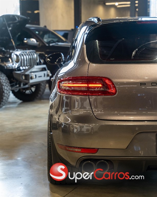 2015 Porsche Macan — foto 4 / 11