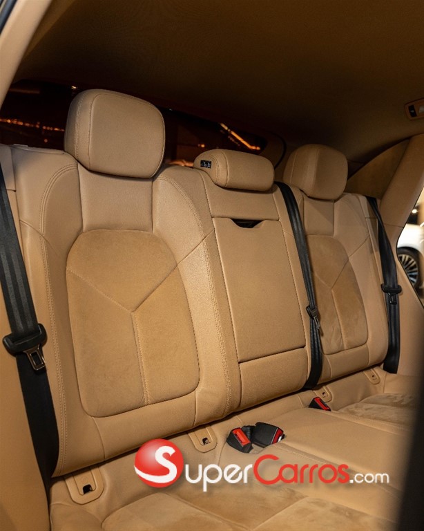 2015 Porsche Macan — foto 10 / 11