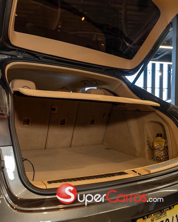 2015 Porsche Macan — foto 11 / 11