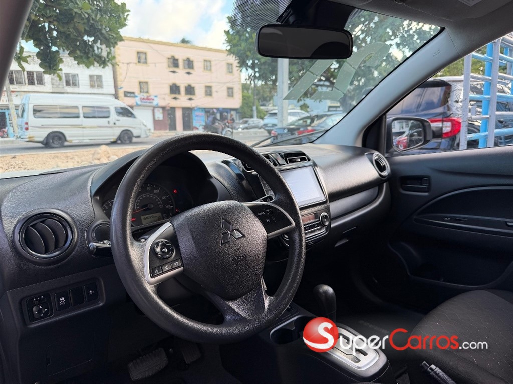 2021 Mitsubishi Motors Mirage Coupe — foto 4 / 9