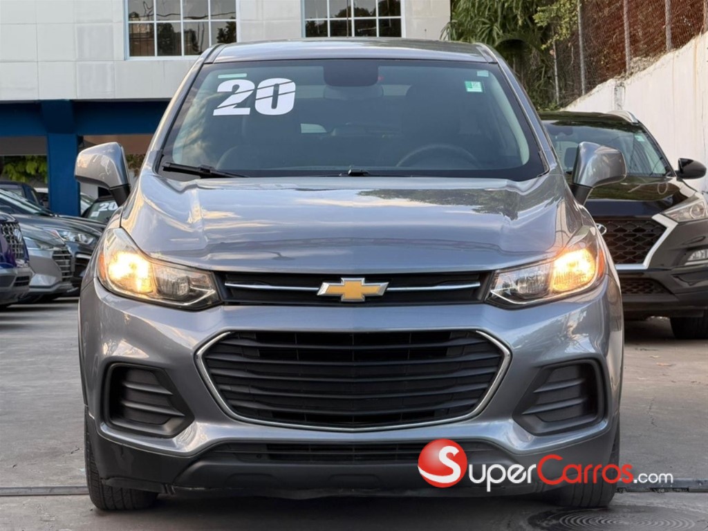 2020 Chevrolet Trax LS — foto 2 / 8