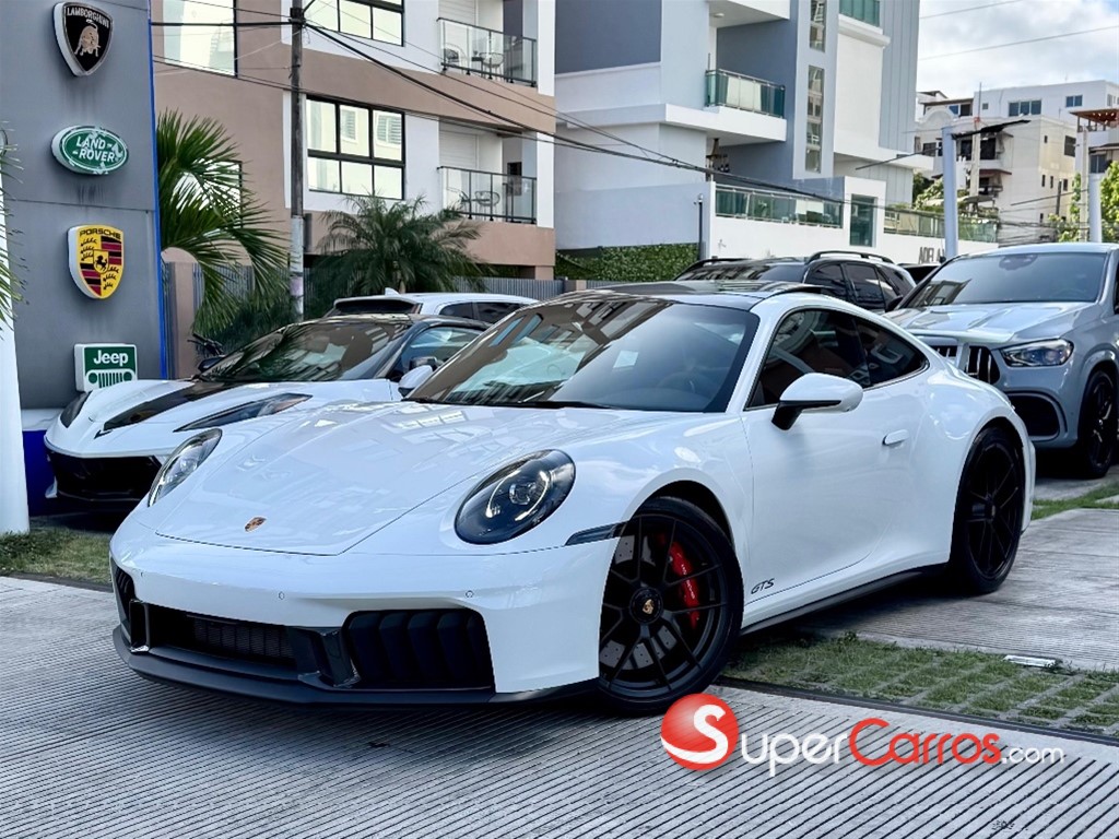2025 Porsche 911 Carrera GTS
