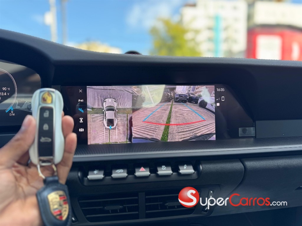 2025 Porsche 911 Carrera GTS — foto 7 / 12