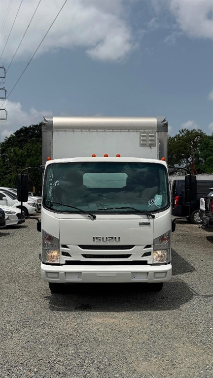 2021 Isuzu NPR 16 pies — foto 4 / 9