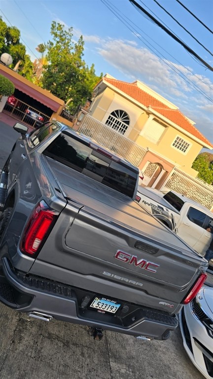 2020 GMC Sierra 1500 AT4 DURAMAX — foto 9 / 12