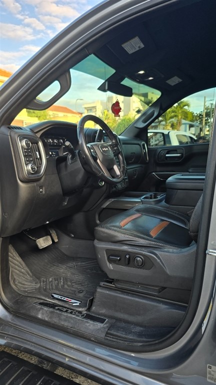 2020 GMC Sierra 1500 AT4 DURAMAX — foto 11 / 12