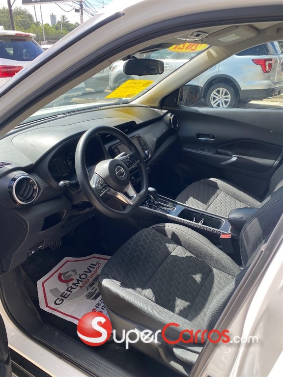 2021 Nissan Kicks SV — foto 7 / 9