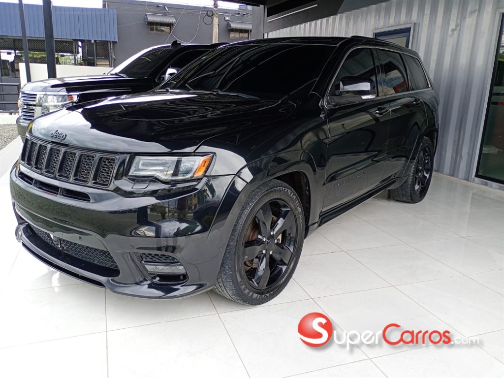 2015 Jeep Grand Cherokee Overland Highaltitude — foto 10 / 12