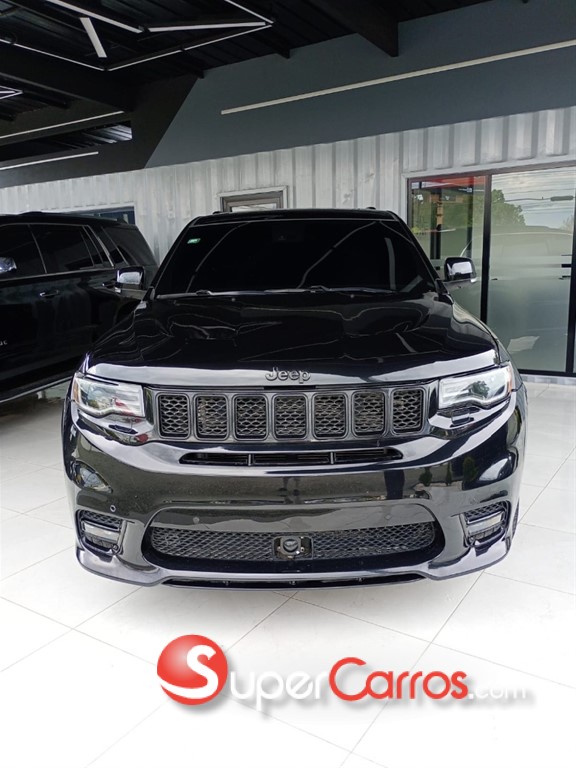 2015 Jeep Grand Cherokee Overland Highaltitude — foto 11 / 12