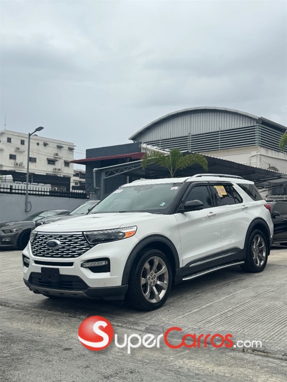 2020 Ford Explorer Platinum — foto 2 / 11