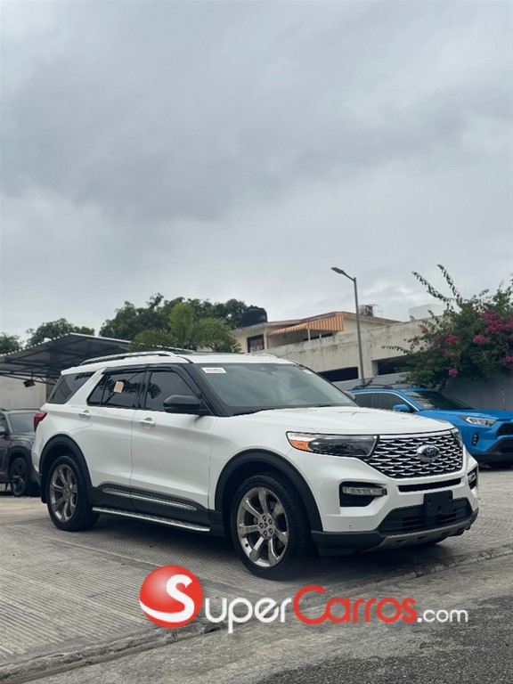 2020 Ford Explorer Platinum — foto 3 / 11