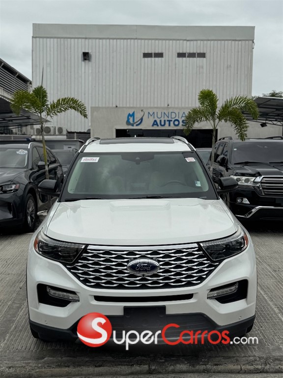 2020 Ford Explorer Platinum — foto 4 / 11