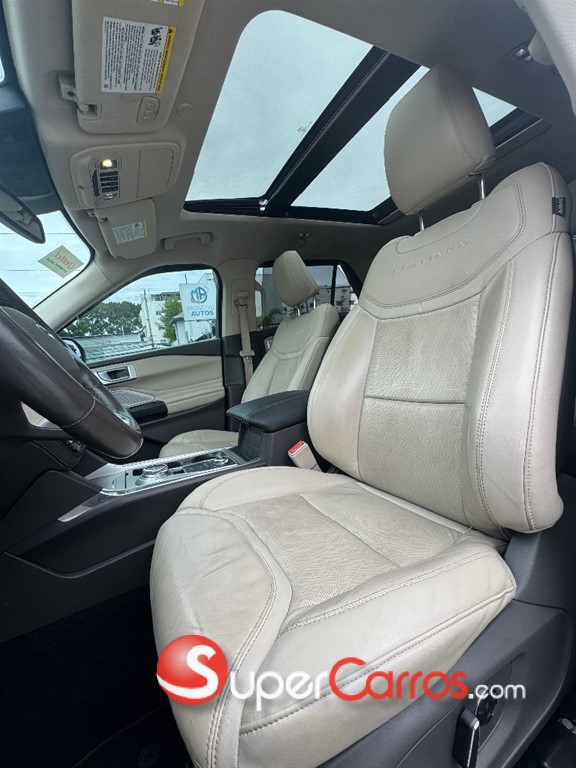 2020 Ford Explorer Platinum — foto 9 / 11