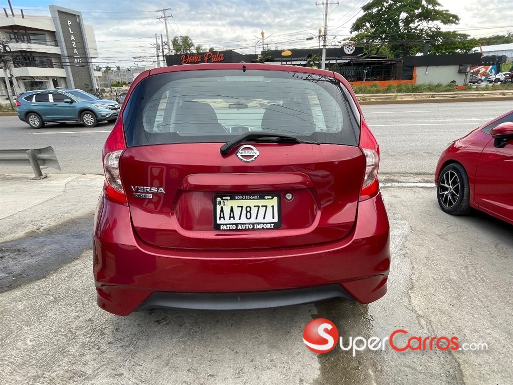 2017 Nissan Versa Note — foto 8 / 12