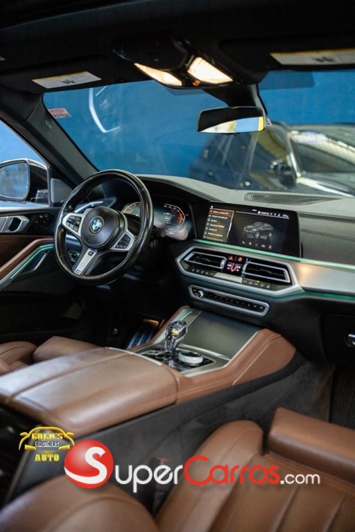 2021 BMW X 6 xDrive40i — foto 11 / 12