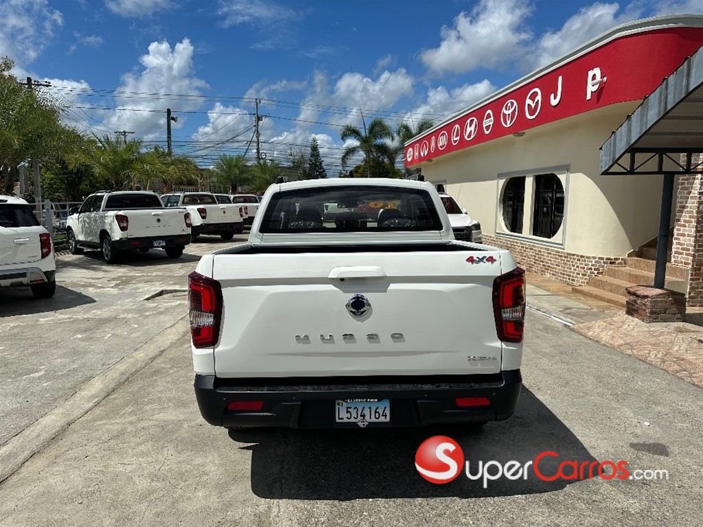 2026 KGM Musso Limited — foto 4 / 10