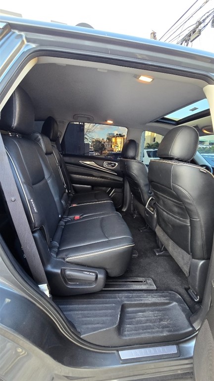 2020 Infiniti QX-60 — foto 9 / 12