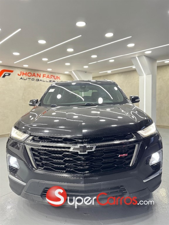2023 Chevrolet Traverse RS — foto 2 / 10