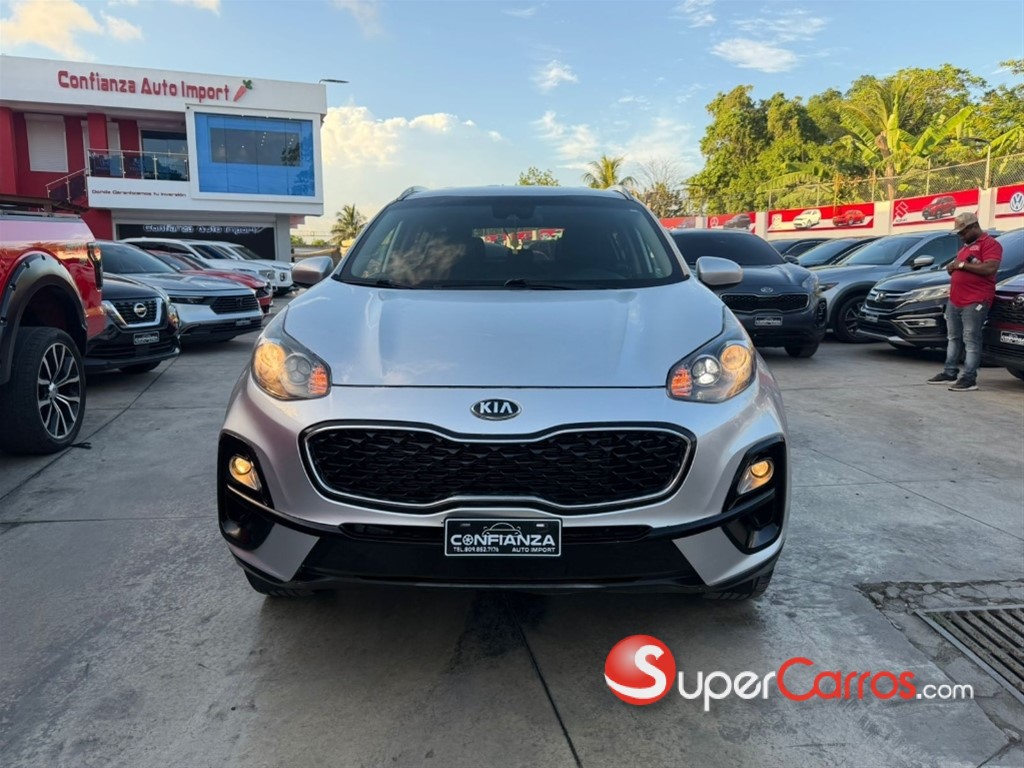 2020 Kia Sportage — foto 2 / 10