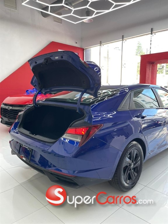 2021 Hyundai Elantra SEL — foto 9 / 9