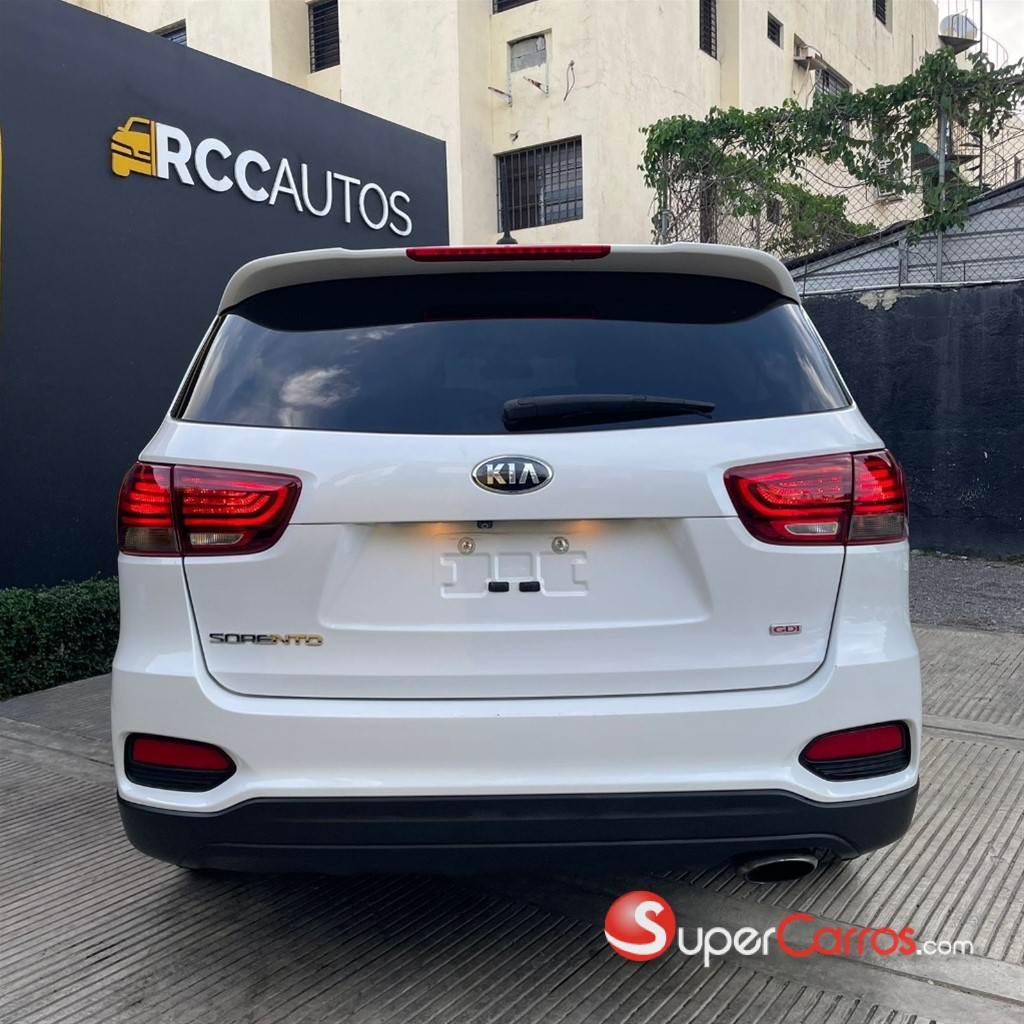 2020 Kia Sorento — foto 8 / 11