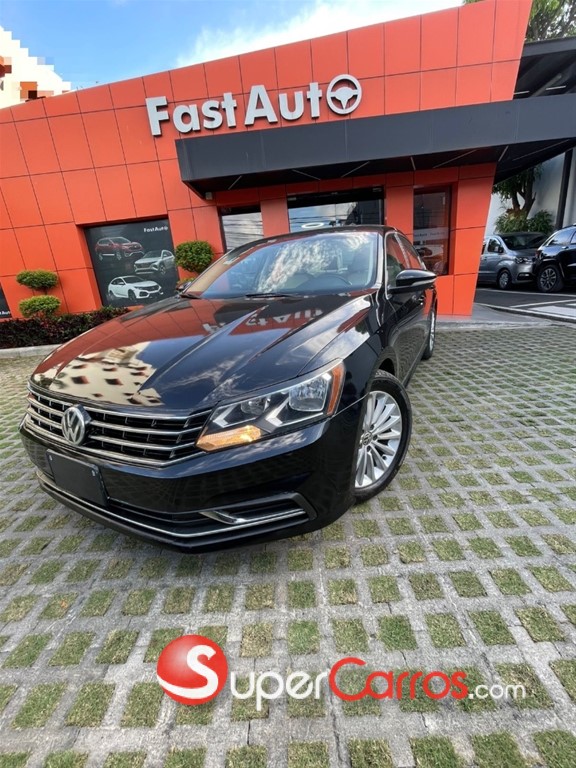 2016 Volkswagen Passat SE