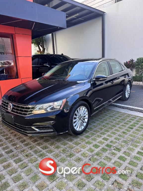 2016 Volkswagen Passat SE — foto 2 / 8