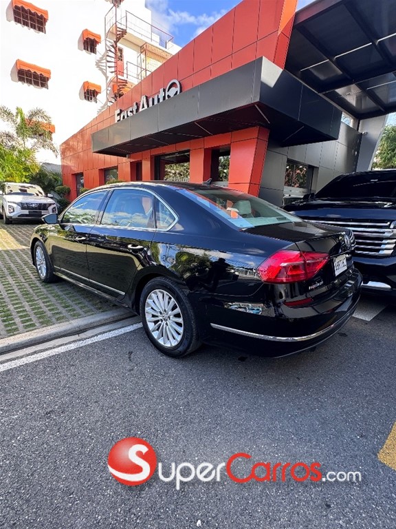 2016 Volkswagen Passat SE — foto 3 / 8
