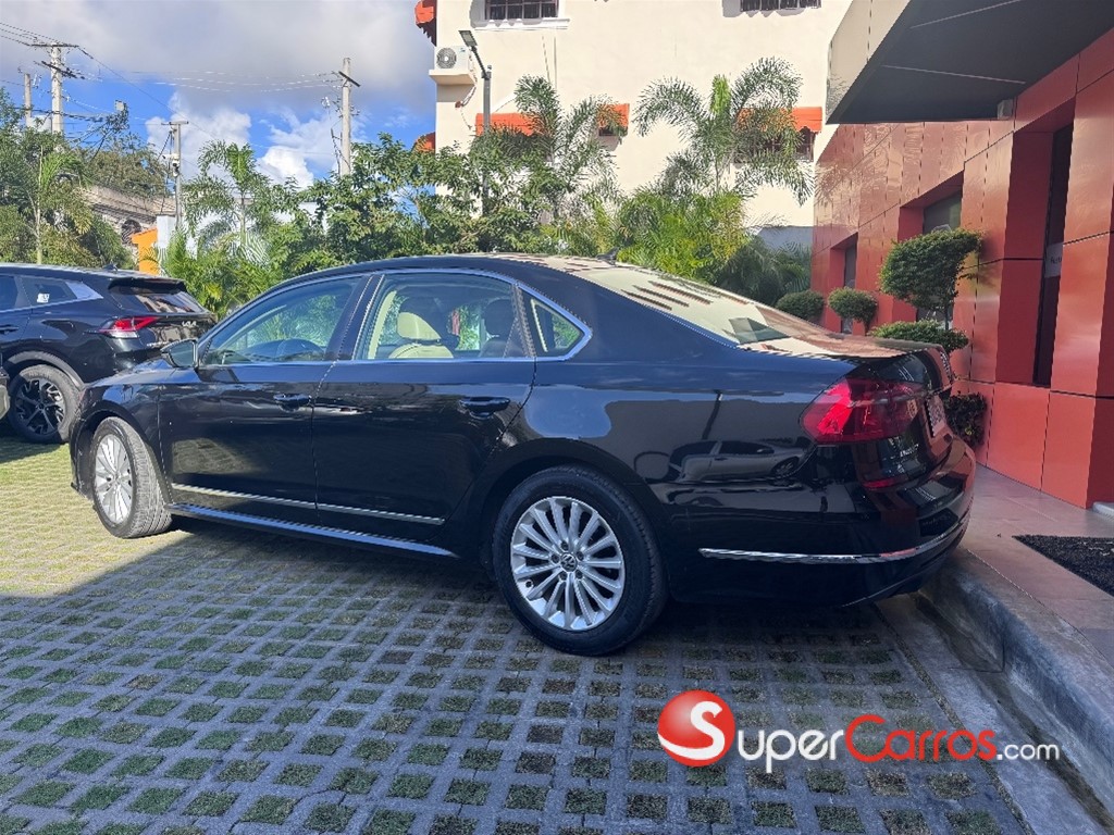 2016 Volkswagen Passat SE — foto 5 / 8