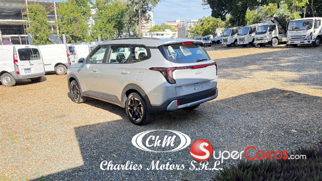 2027 Kia Carens — foto 4 / 11