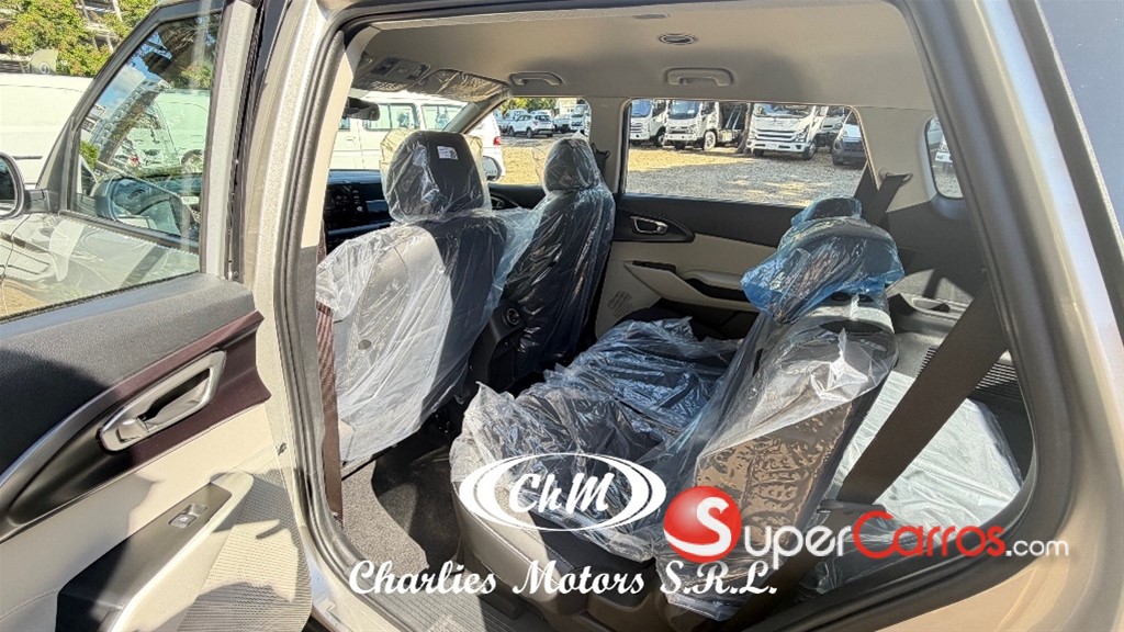 2027 Kia Carens — foto 8 / 11