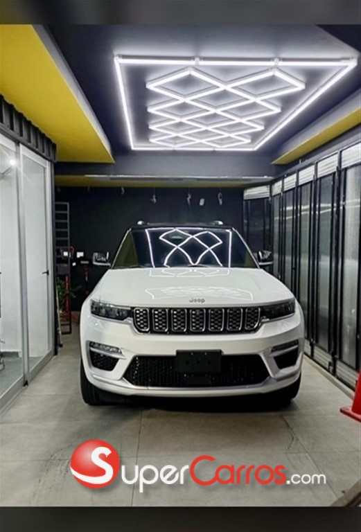 2022 Jeep Grand Cherokee SUMMIT