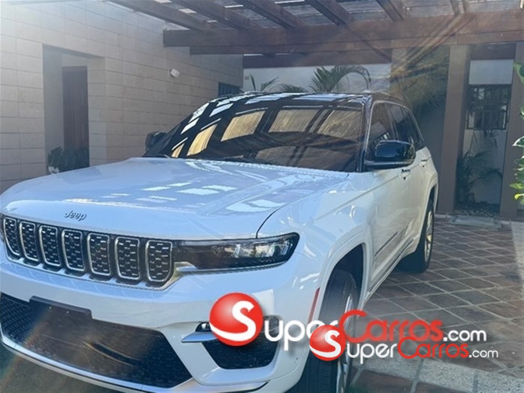 2022 Jeep Grand Cherokee SUMMIT — foto 3 / 12