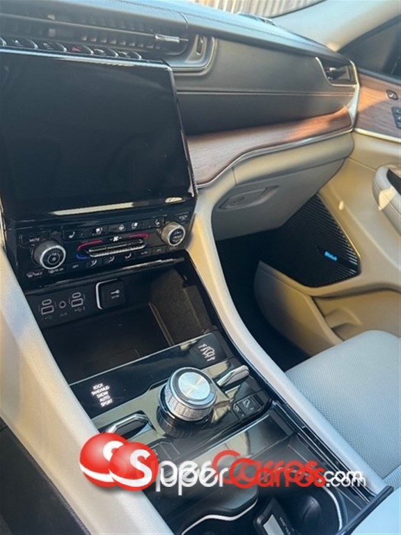 2022 Jeep Grand Cherokee SUMMIT — foto 12 / 12