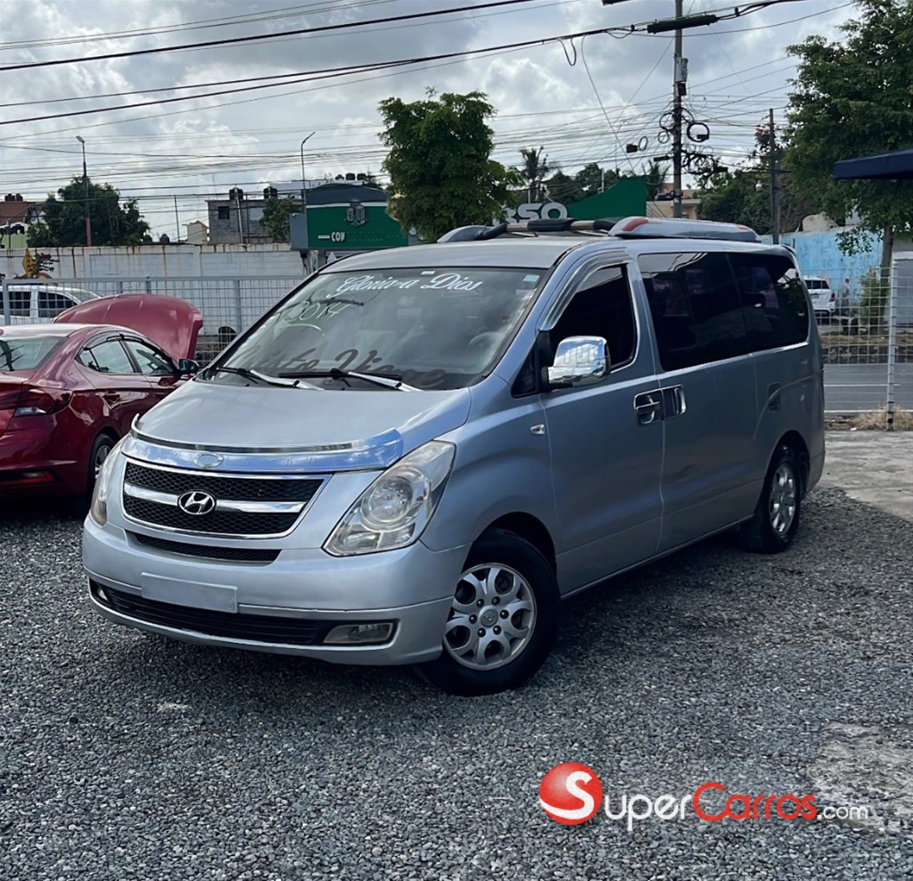 2014 Hyundai Starex — foto 3 / 10
