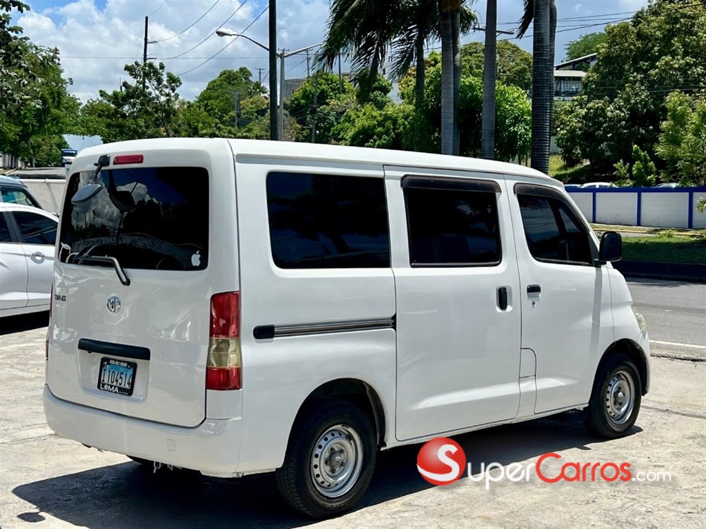 2017 Toyota Town-Ace — foto 3 / 8