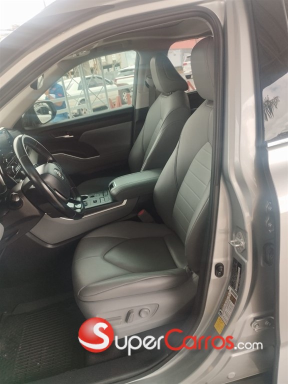2020 Toyota Highlander XLE — foto 10 / 10