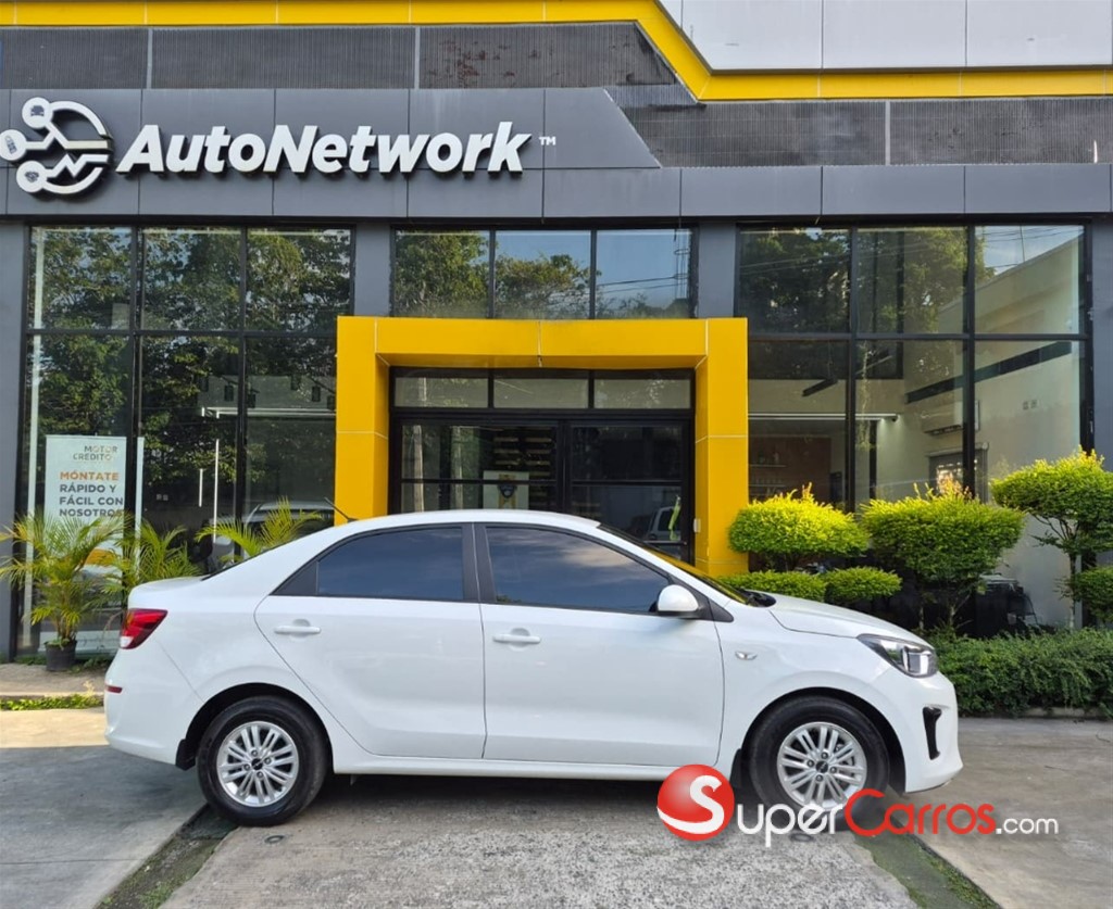 2025 Kia Soluto LX — foto 5 / 12